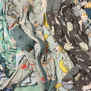 Little sleepies lot 6-12 only